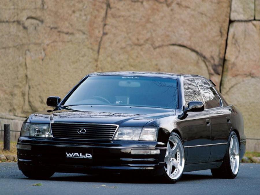  Lexus LS400 by Wald 1995 года  (фото 5 из 6)